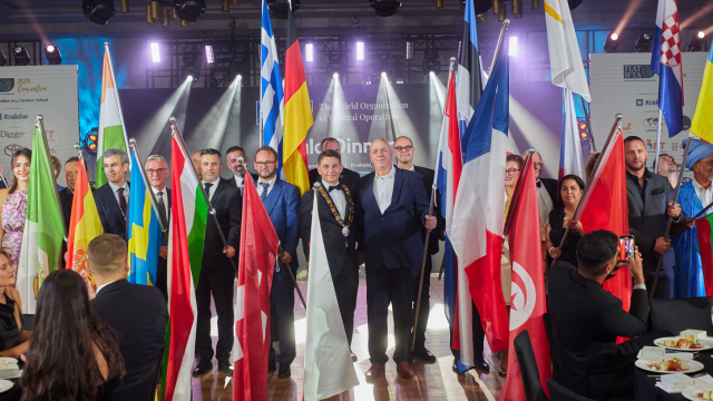Group with international flags.